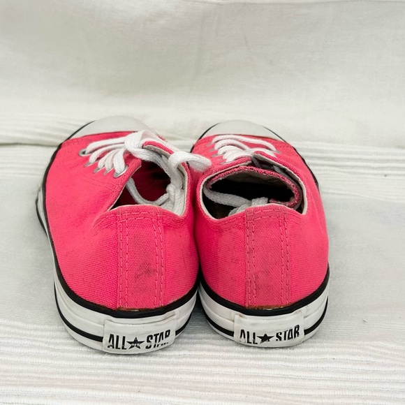 Converse Chuck Taylor All Star Lo Sneaker - Hyper Pink - Picture 5 of 11